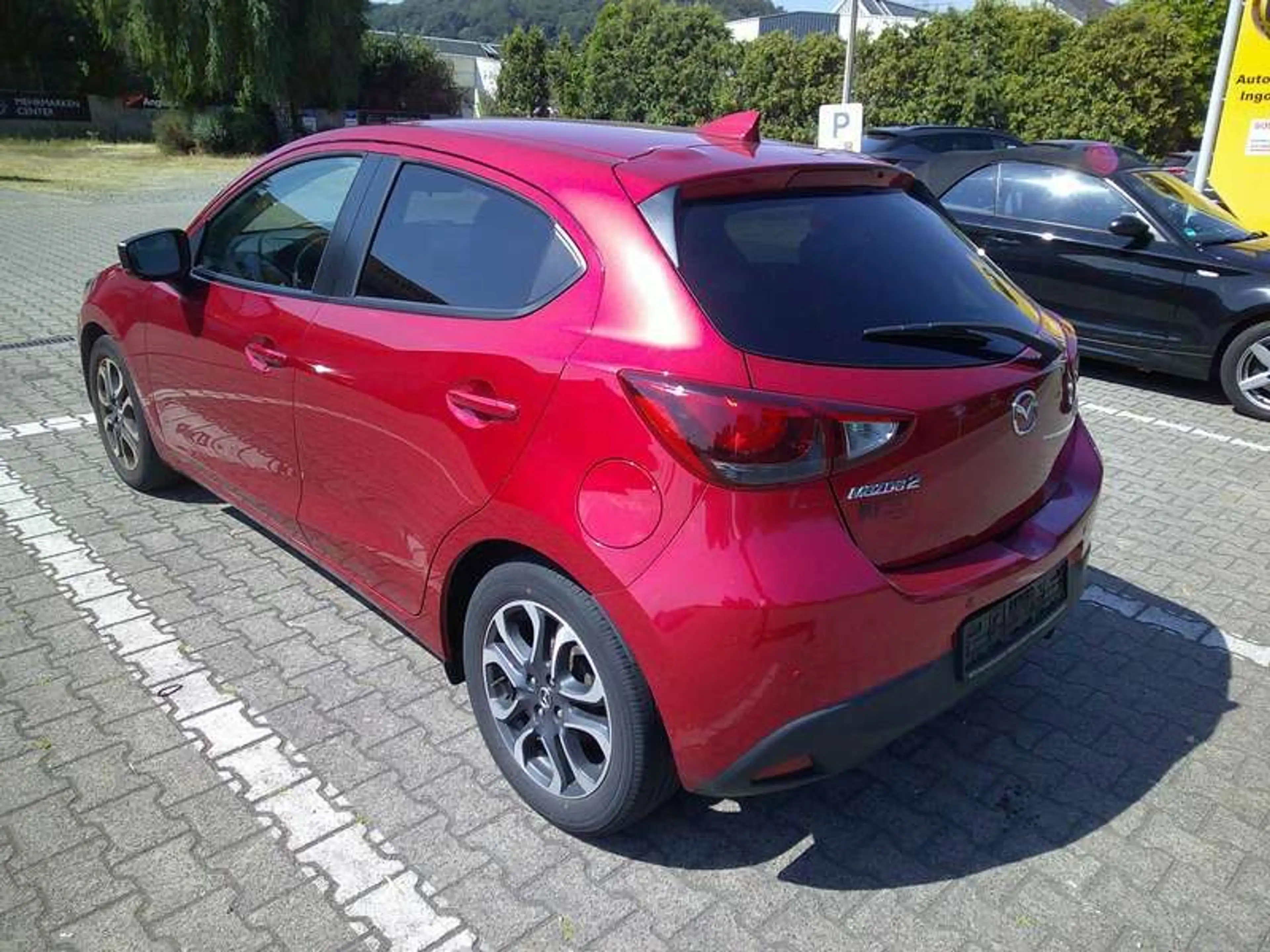 Mazda 2 Kizoku,8fach-bereift,Shzg,Klimaautomatik,Navi,PDC,L+Rsensor — photo 2