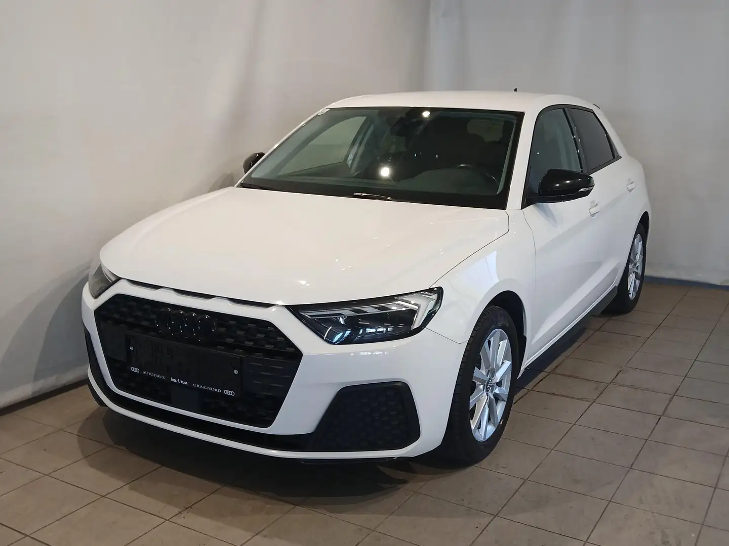Audi A1 25 TFSI Weiß - 1