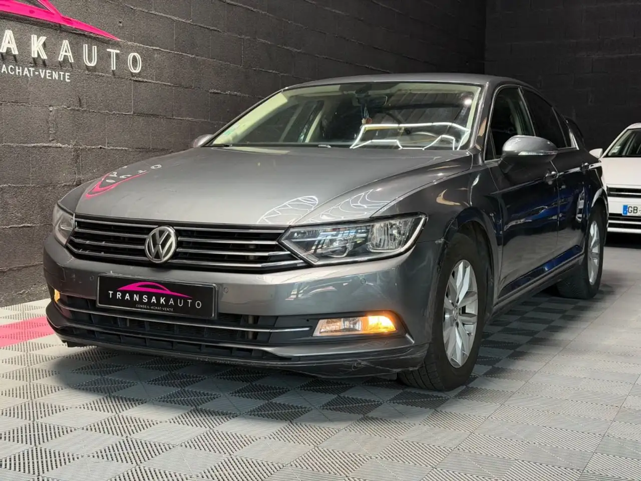 Volkswagen Passat 1.6 TDI 120 BMT Carat
