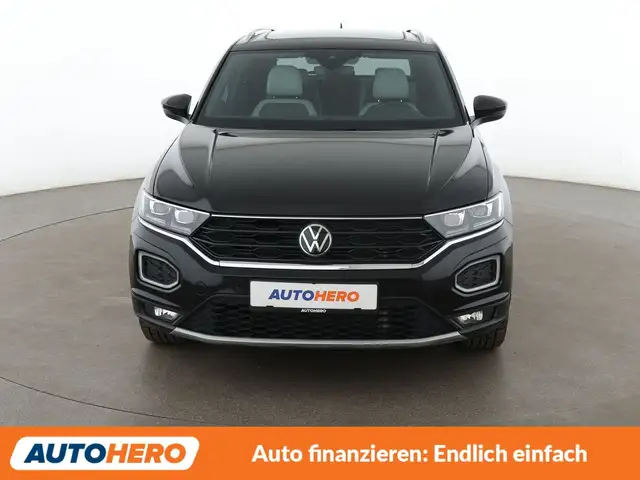 Volkswagen T-Roc view 9