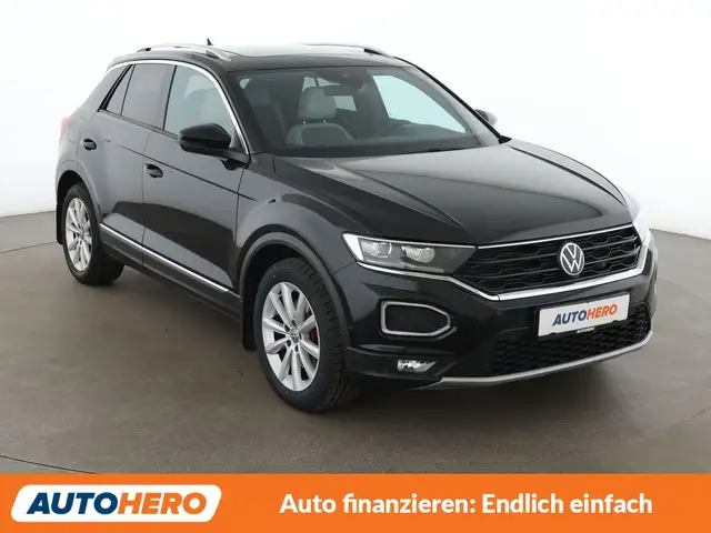 Volkswagen T-Roc view 8