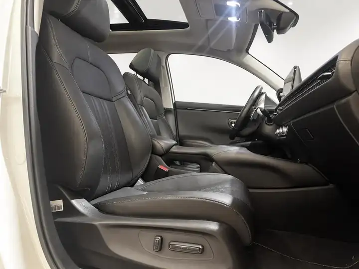 Honda HR-V 2023, foto 13