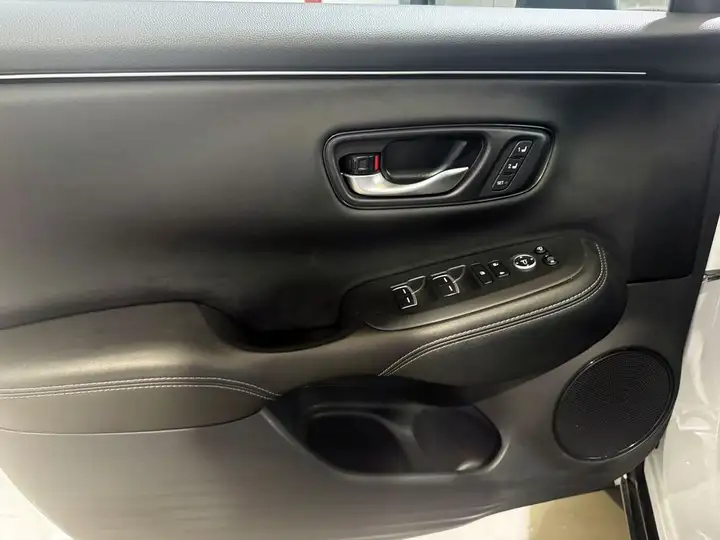 Honda HR-V 2023, foto 10