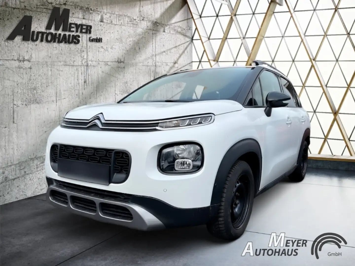 Citroen C3 Aircross PureTech 110 1.2 +Navi+Klima Weiß - 1