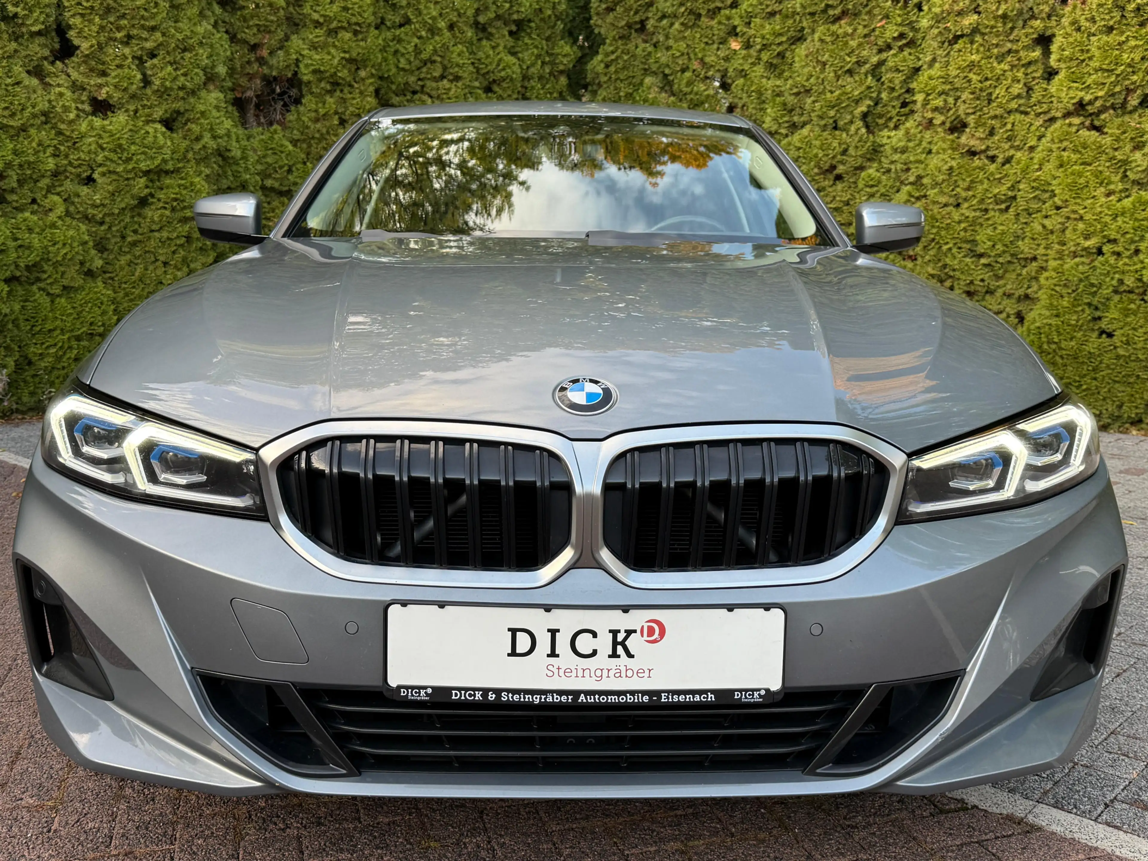BMW 318 i Aut. Lim. LCI LED+NAV+SHZ+HuD+KAM+SHADOW+M — photo 3