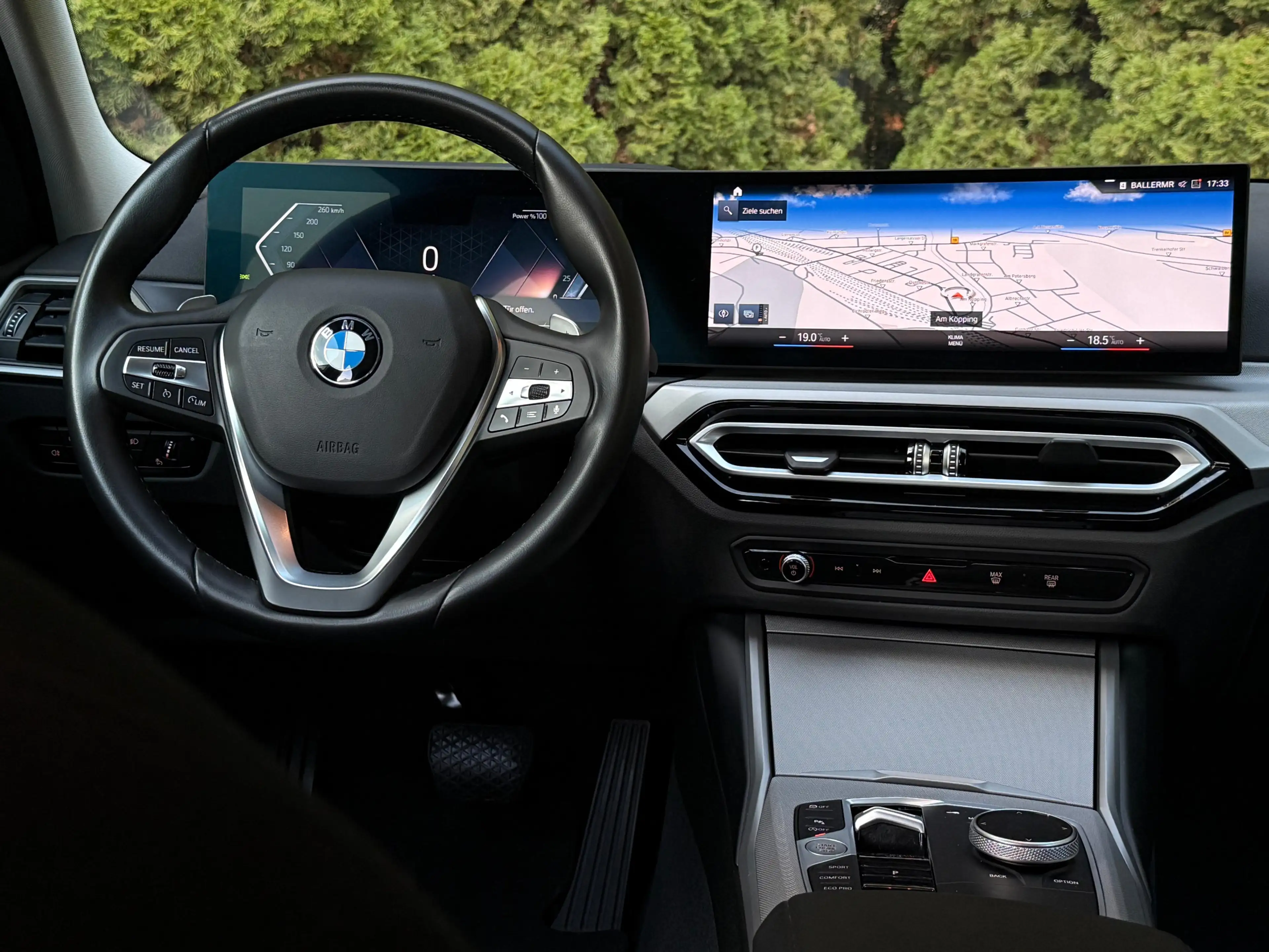 BMW 318 i Aut. Lim. LCI LED+NAV+SHZ+HuD+KAM+SHADOW+M — photo 14