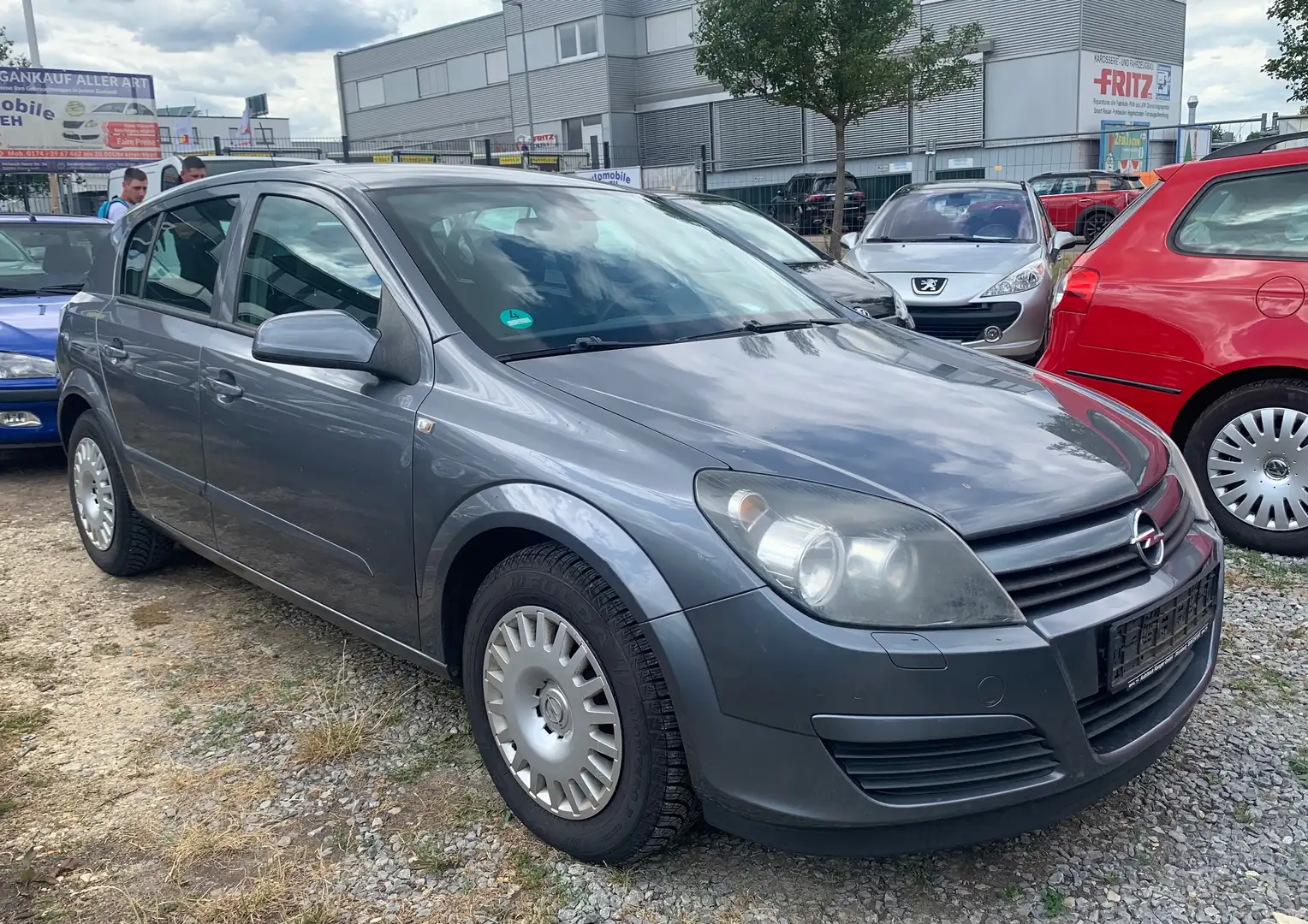 Opel Astra 1.6 Elega. Klima. Benziner und Gas. Einparkhilfe Grijs - 1