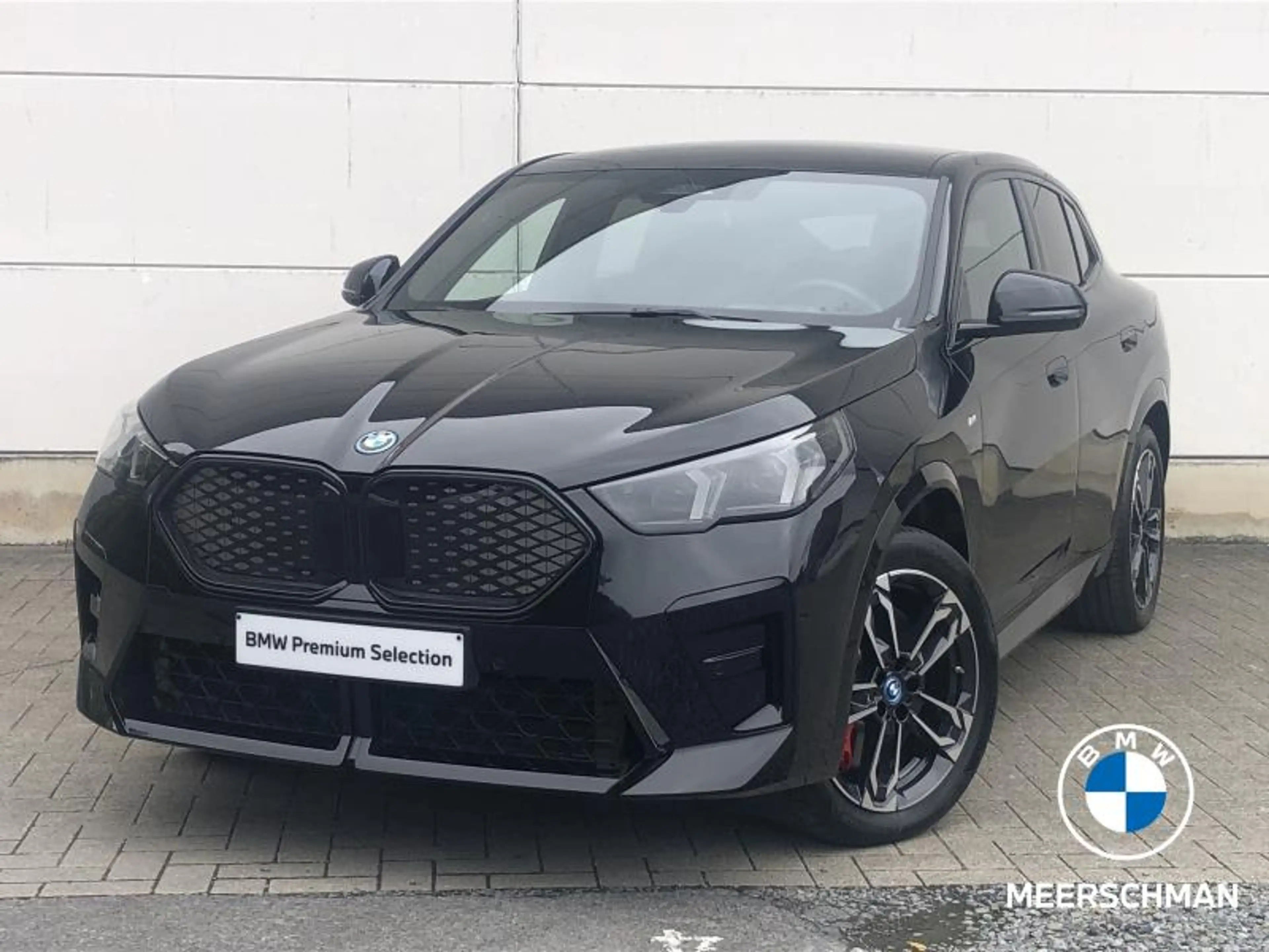 BMW iX2 Msportpro act seats hud harmk