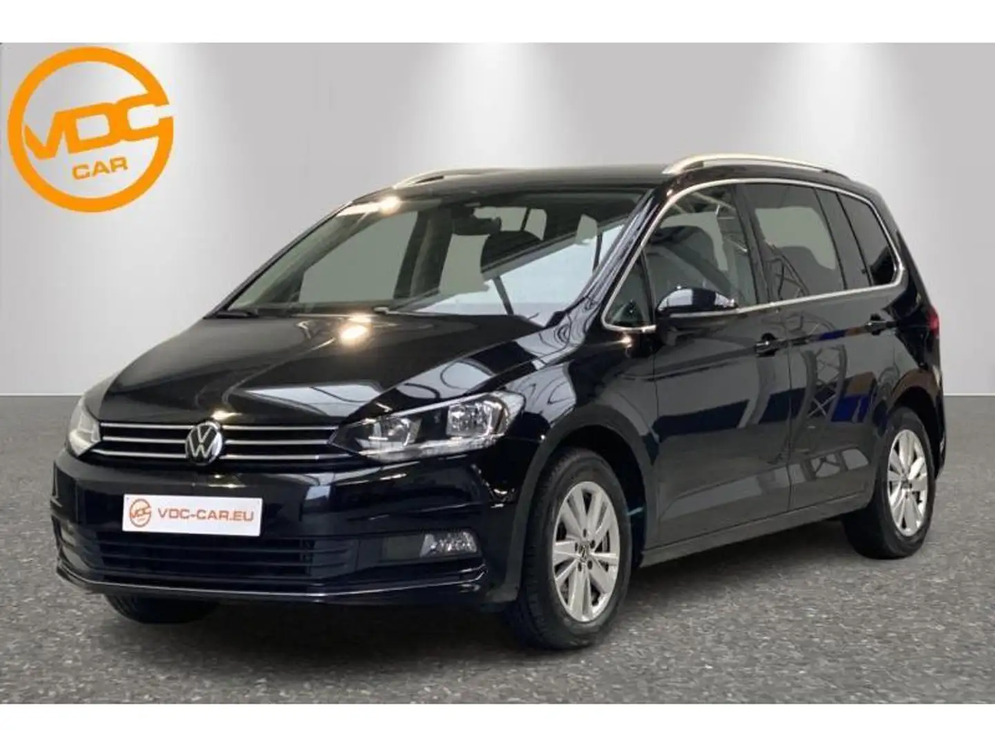 Volkswagen Touran Highline 2.0 TDI 150 PK DSG Noir - 1