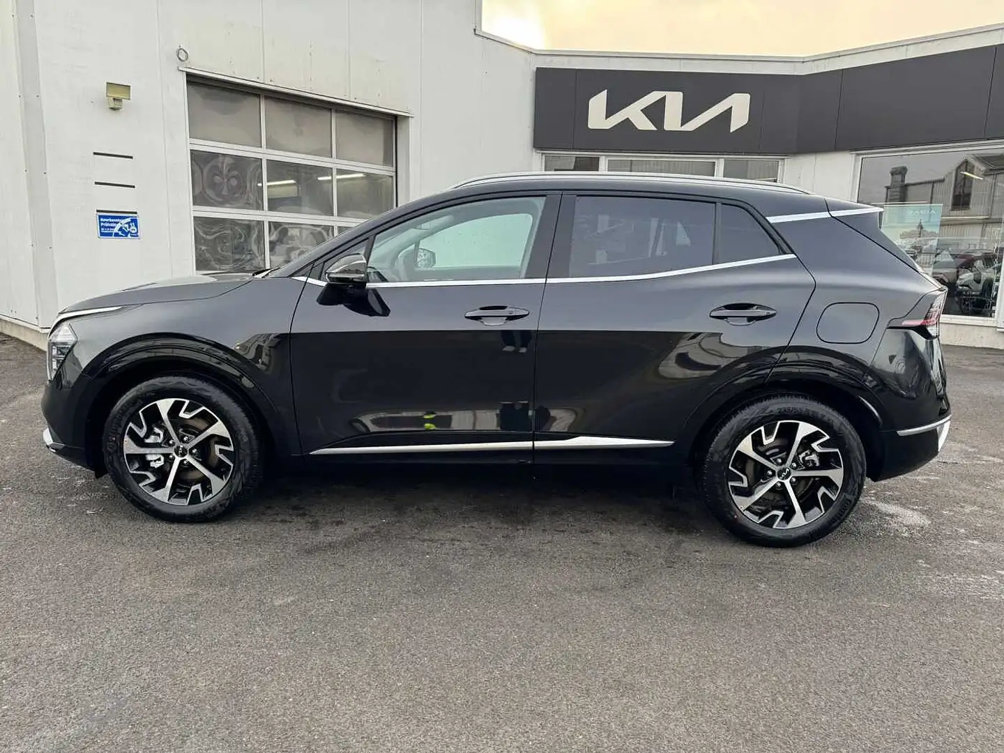 Kia Sportage Spirit 2WD 1.6 T-GDI DCT +360° Noir - 2