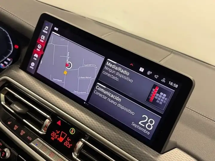 BMW X4 M Competition 2022, foto 32