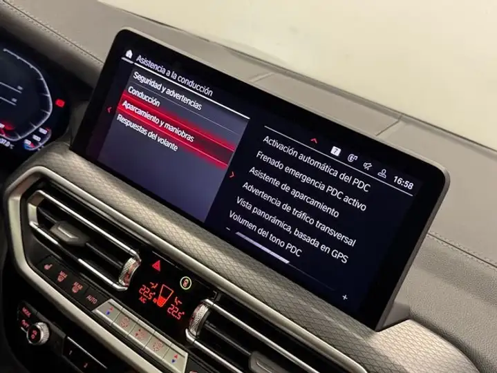 BMW X4 M Competition 2022, foto 39