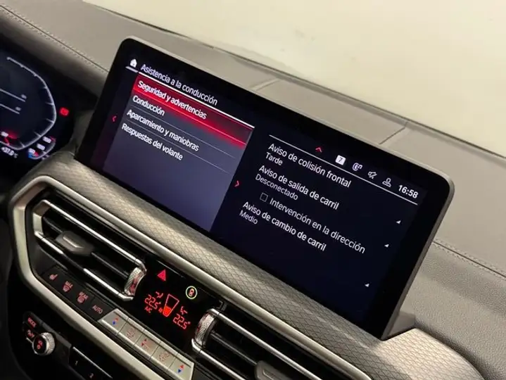 BMW X4 M Competition 2022, foto 37