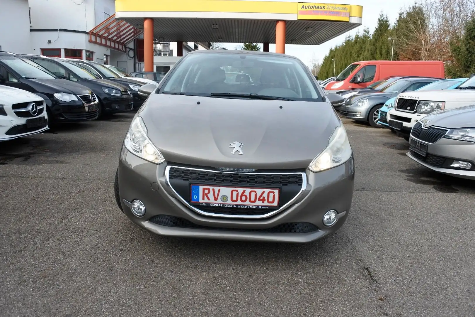Peugeot 208 Active/4-türig nur 55000 Tkm Grau - 2