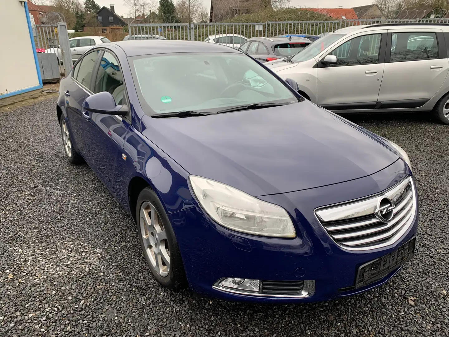 Opel Insignia Selection Blau - 1