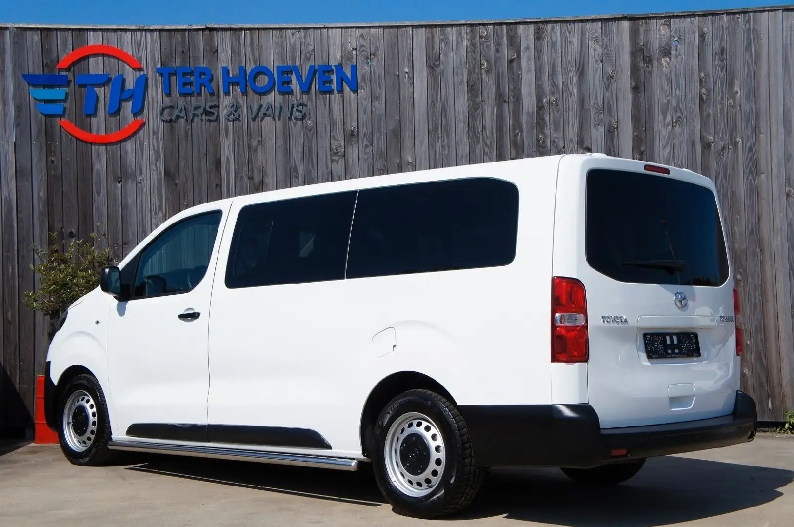 Toyota Proace 1.5 D-4D Lang 9-Sitzer Klima 88KW Euro 6 Weiß - 2