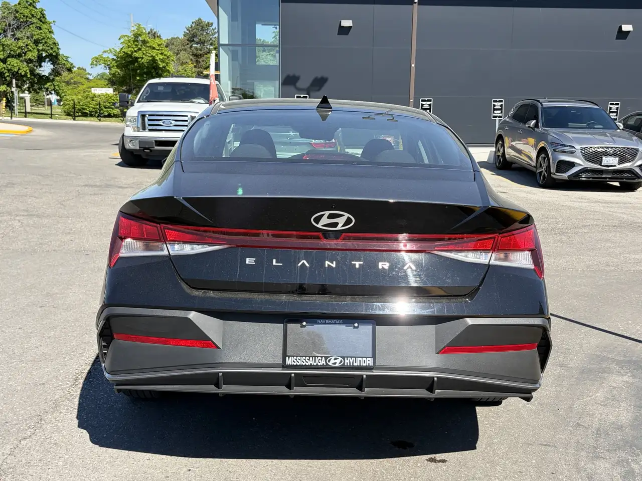 Hyundai ELANTRA снимка Hyundai ELANTRA