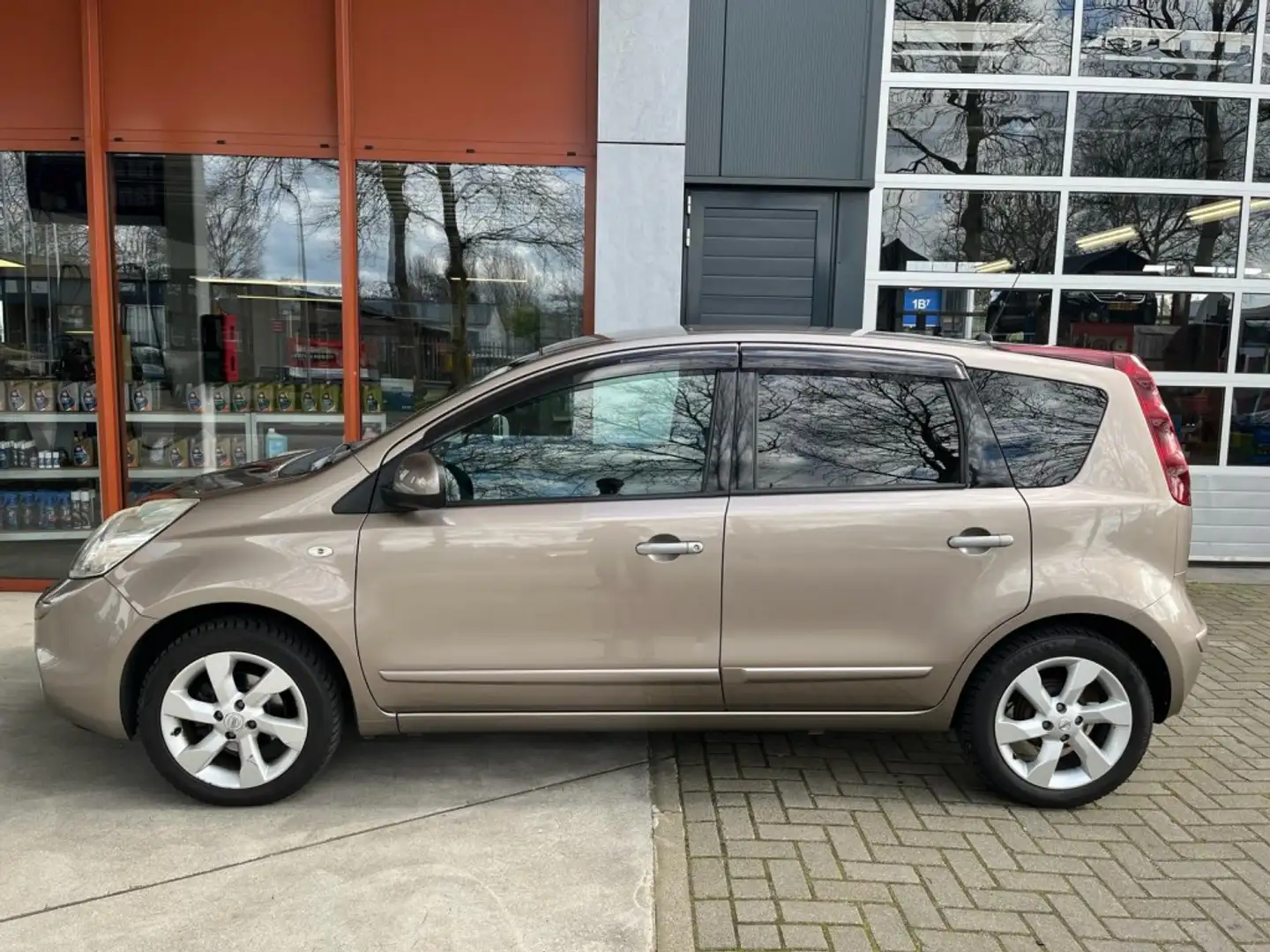 Nissan Note 1.6 LIFE + Brun - 2