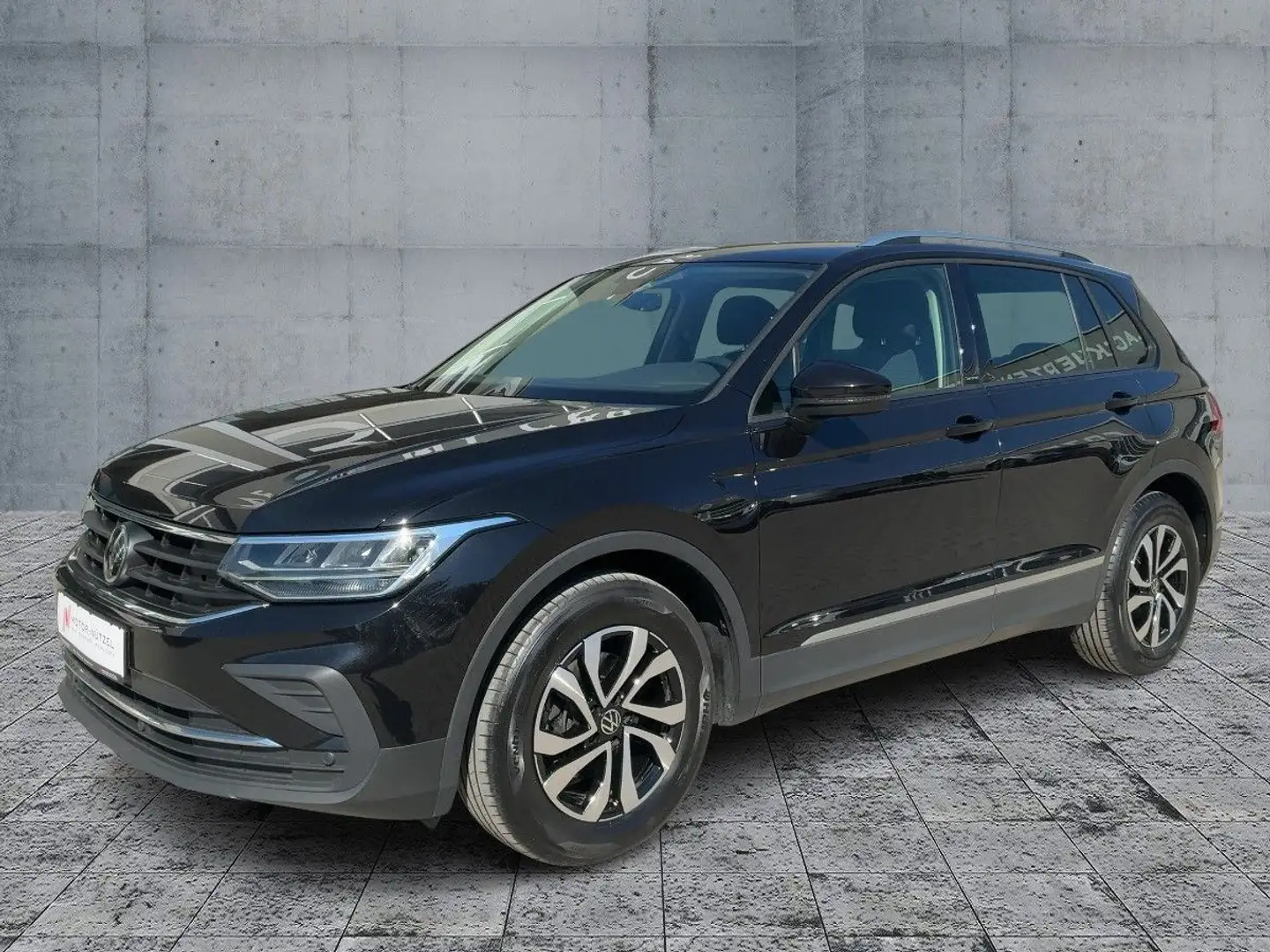 Volkswagen Tiguan 1.5TSI DSG ACTIVE LED+NAV+APP+ACC+SHZ+PDC Noir - 2