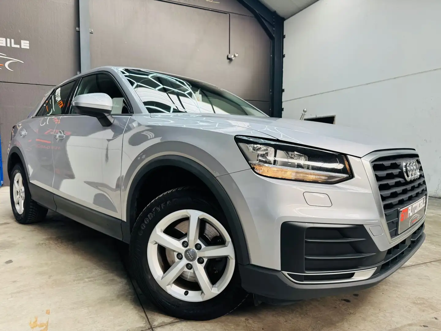 Audi Q2 1.4 TFSI  ** GARANTIE 12 MOIS ** Gris - 2