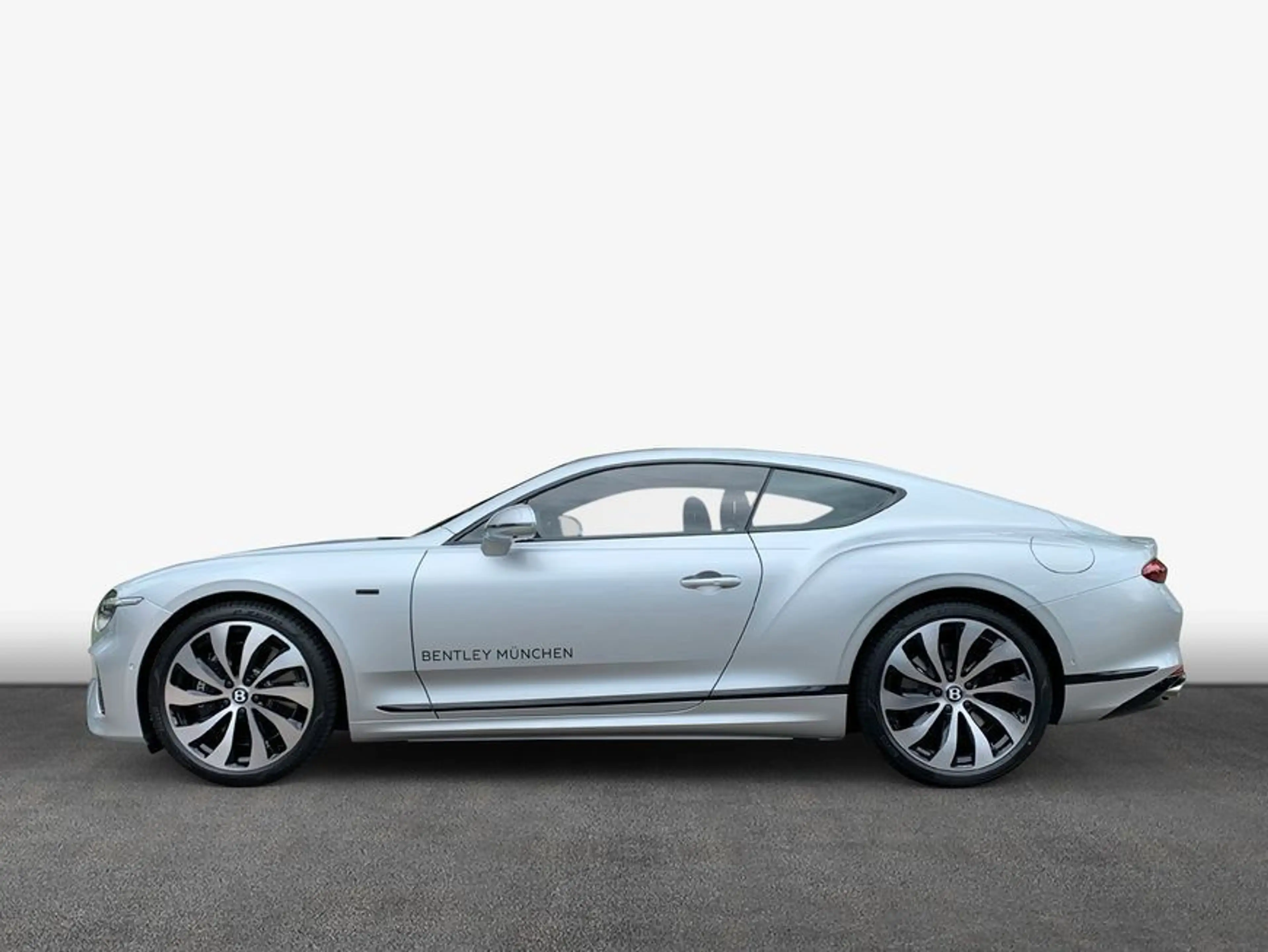 Bentley Continental GT New Continental GT V8 Hybrid Black Edition — photo 4