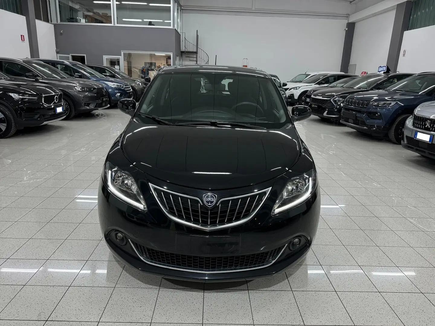 Lancia Ypsilon 1.0 hybrid Gold 5POSTI SENSORI GOMMATA NUOVA BELLA Noir - 2