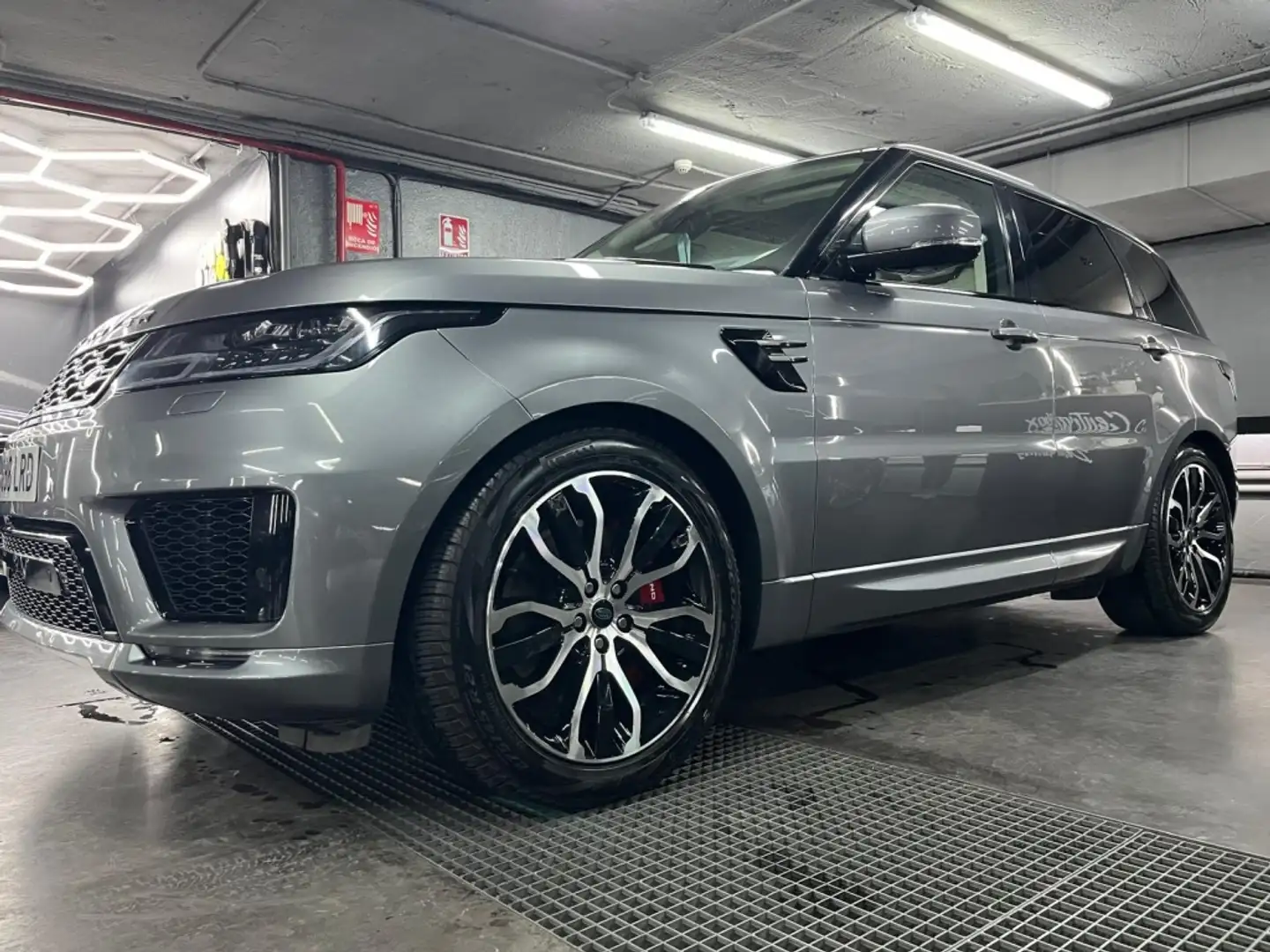 Land Rover Range Rover Sport 5.0 V8 SC HSE Dynamic 525 Aut. Gris - 2
