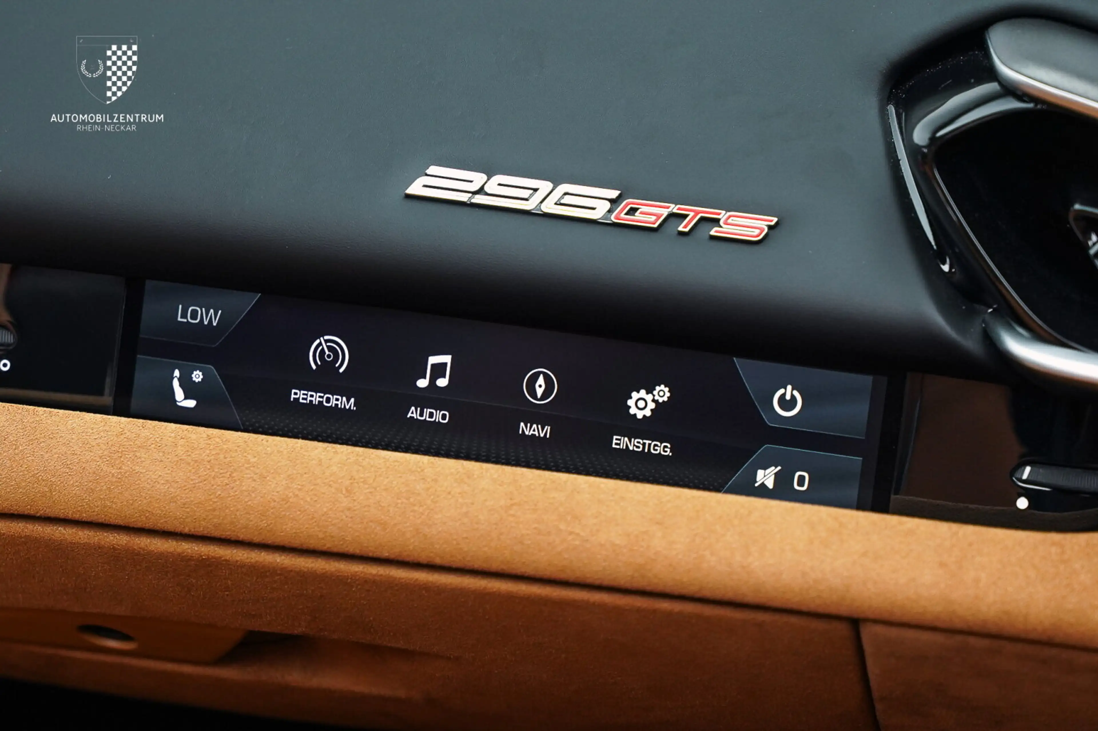 Ferrari 296 GTS 296 GTS Carbon-LED/Daytona/CarPlay/Liftsystem — photo 14