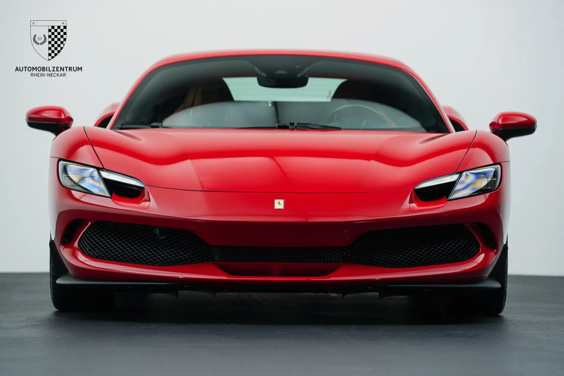 페라리 296 GTS 2024 빨강 사진 2