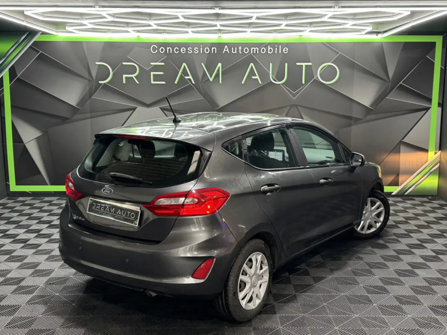 Ford Fiesta 1.0 ECOBOOST 100CH STOP\u0026START BUSINESS 5P EURO6.2 Gris - 2