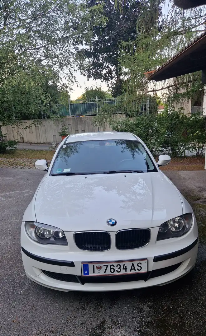 BMW 116 116d Weiß - 2