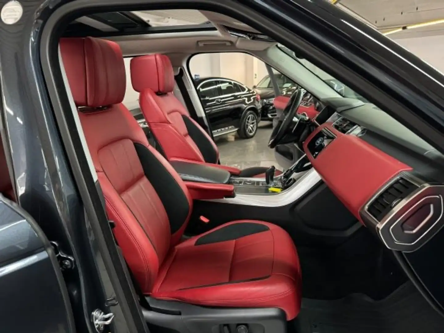 Land Rover Range Rover Sport 3.0 tdV6 HSE auto - 1