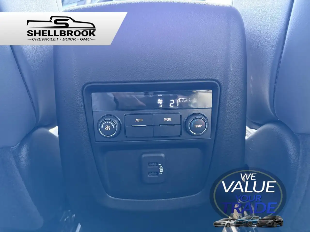 Buick Enclave снимка Buick Enclave