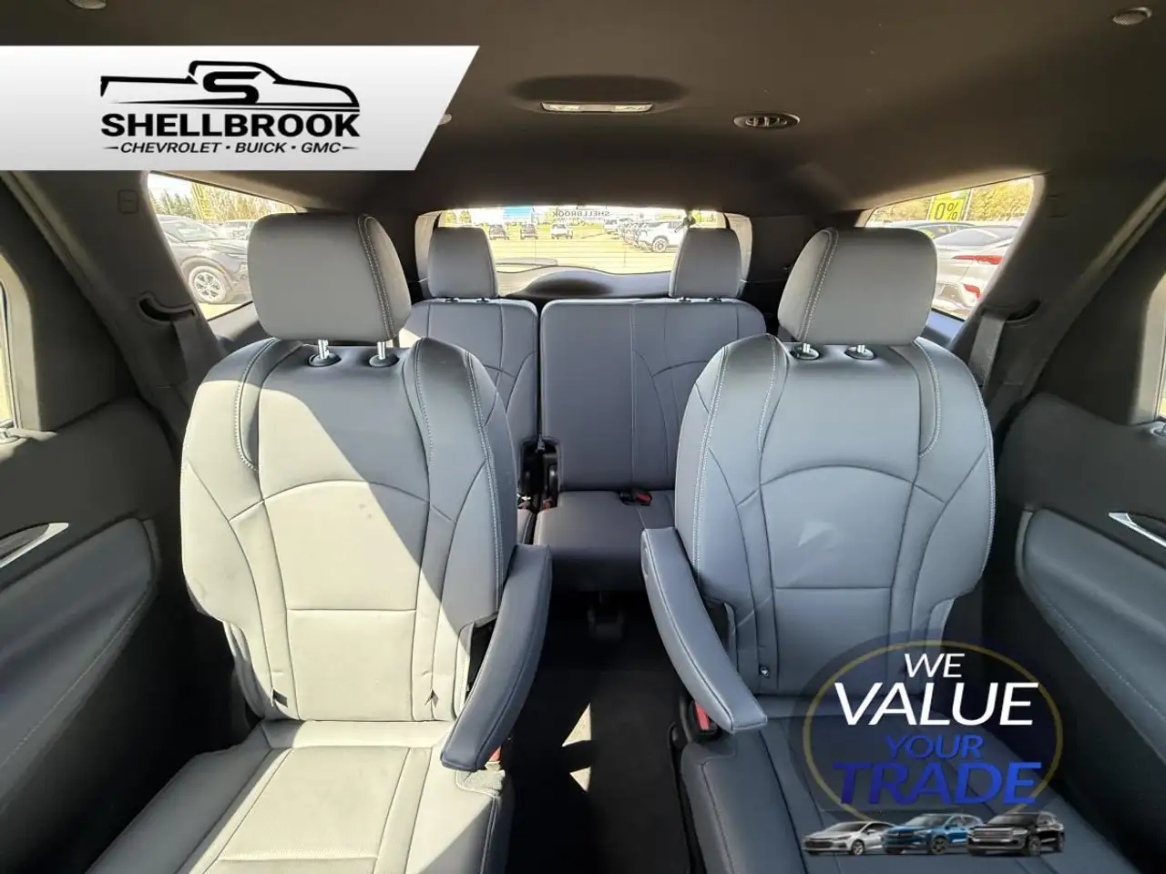 Buick Enclave снимка Buick Enclave
