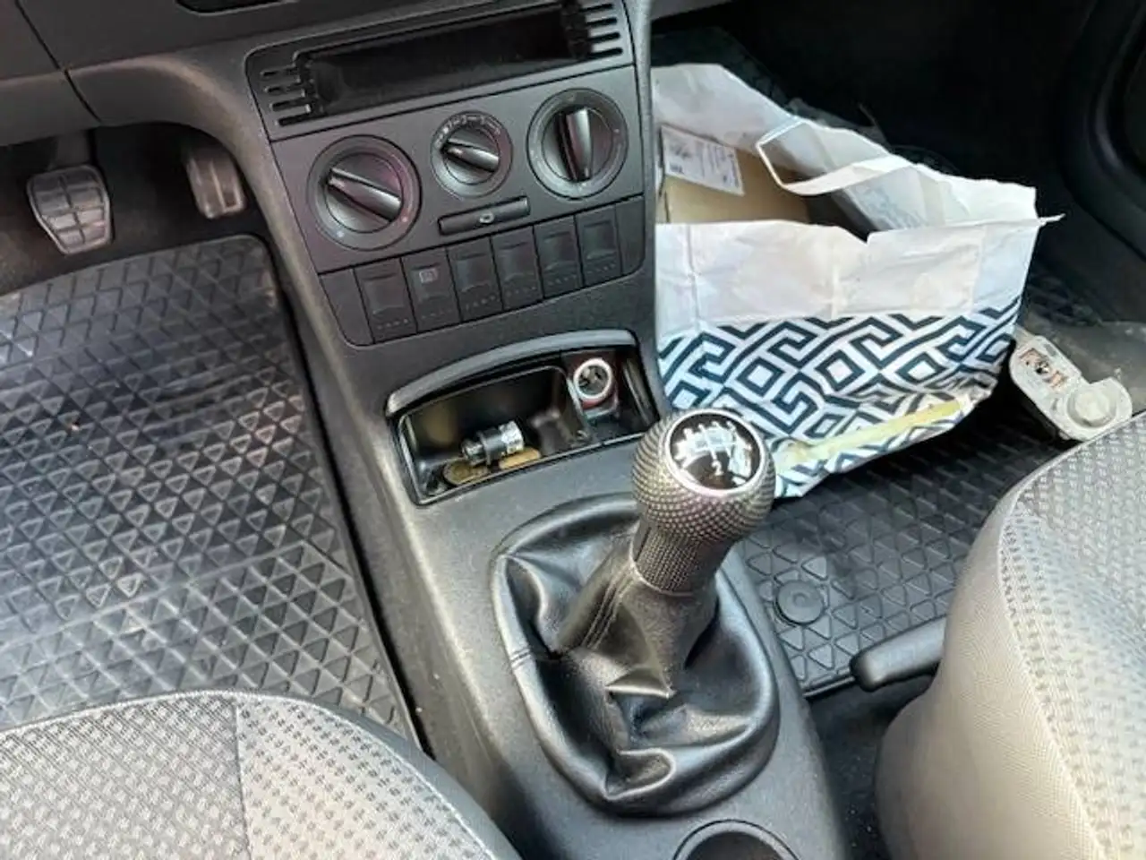 Volkswagen Polo 1.4i 16v Fox, foto 4