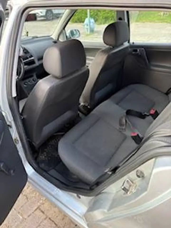 Volkswagen Polo 1.4i 16v Fox, foto 7