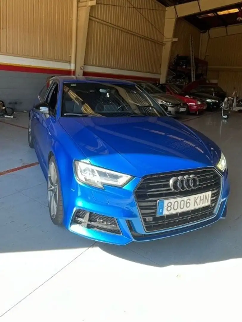 Audi A3 2.0TDI S Line Edition 110kW Azul - 1