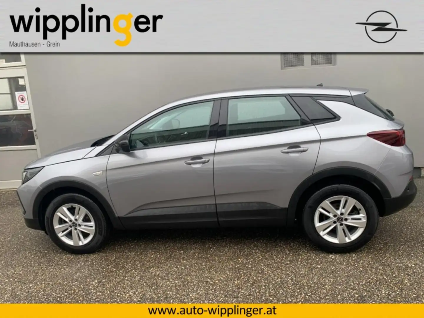 Opel Grandland Enjoy 130PS Benzin AT8 LP € 35.562,- Grau - 2