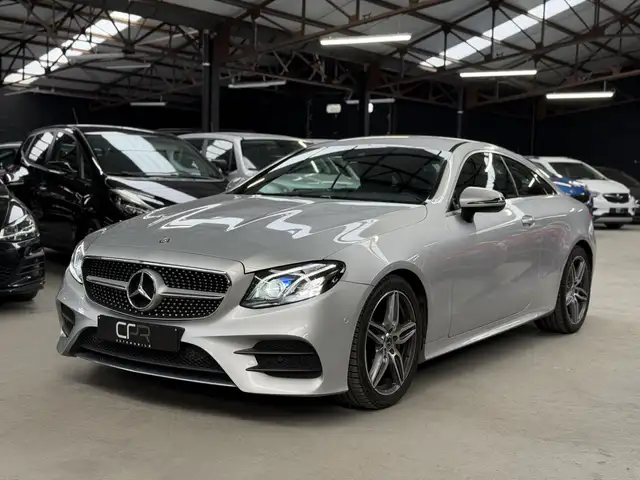 Mercedes-Benz E 200 i * PACK AMG * COCKPIT * SONO * CARPLAY * CAMERA