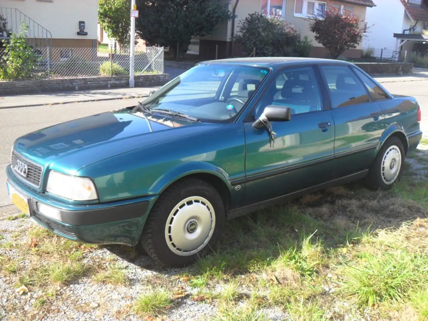 Audi 80 2.0 E Sehr gepflegter original Zustand!!! H-Kennz. Zelená - 1