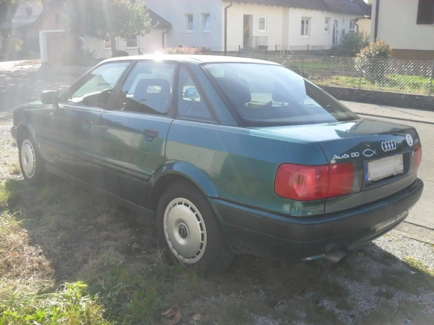 Audi 80 2.0 E Sehr gepflegter original Zustand!!! H-Kennz. Зелений - 2