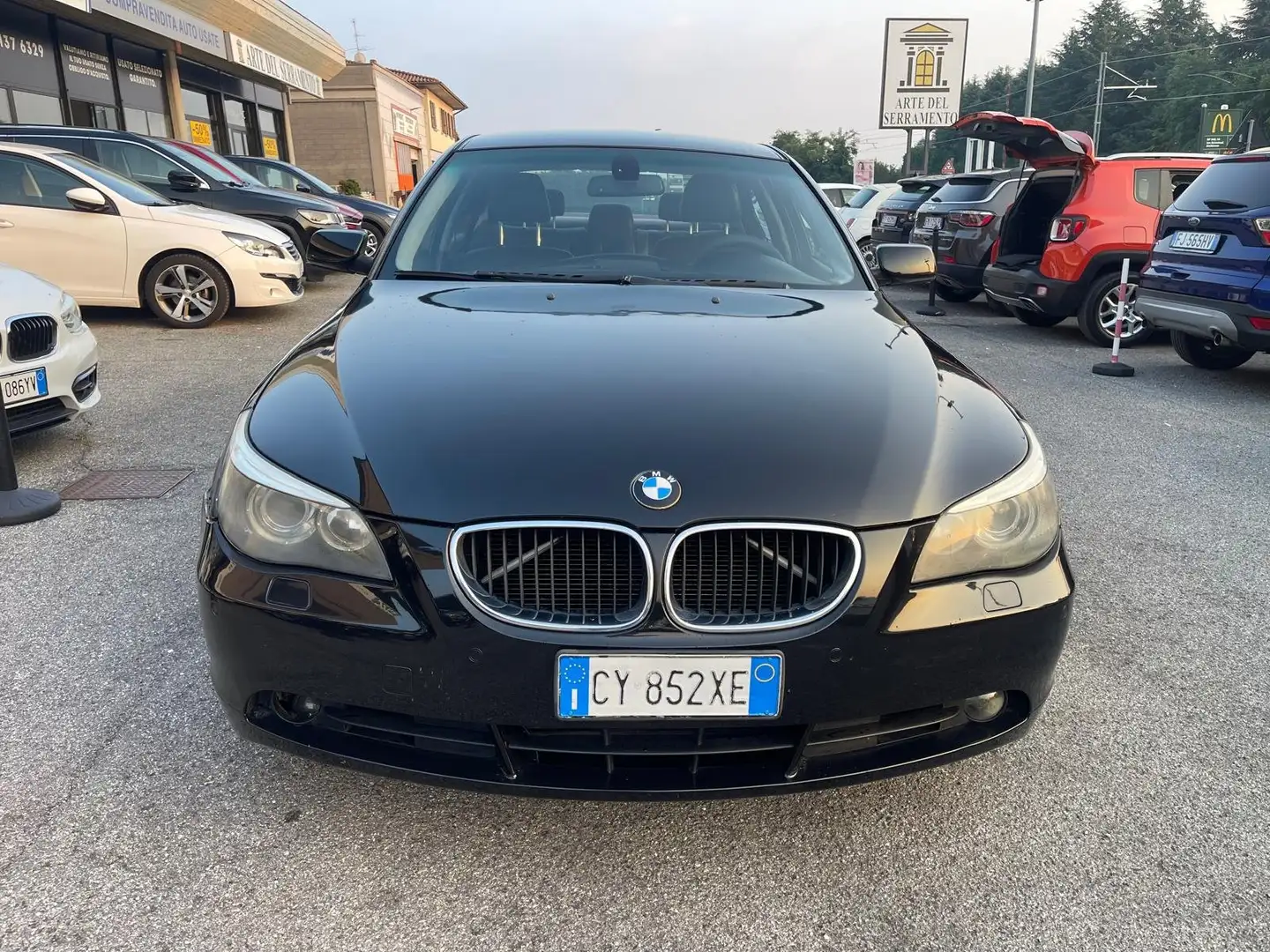 BMW 520 Berlina 520d Attiva Noir - 2