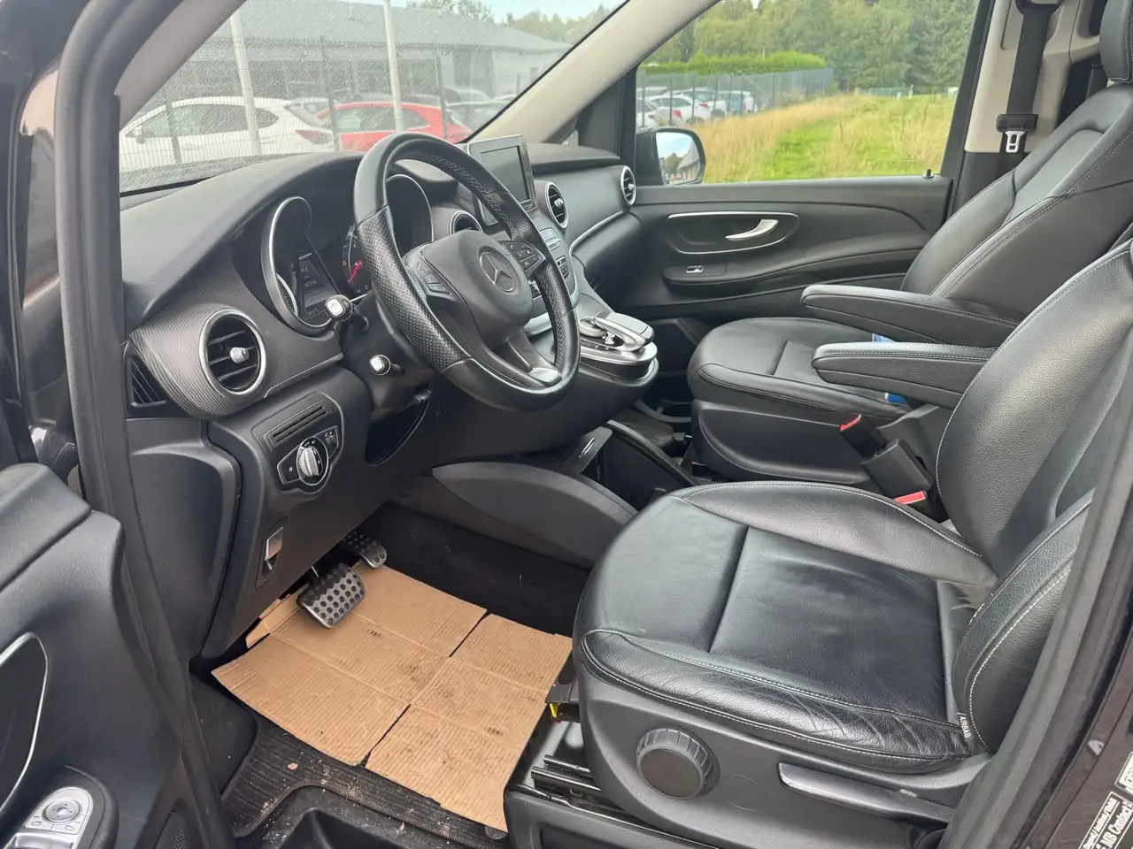 MERCEDES-BENZ V 250 D*8 PLACES*CUIR*GPS*| 190 ch | BVA | SELLERIE CUIR | PORTES LEC