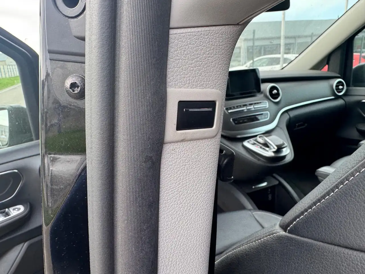 MERCEDES-BENZ V 250 D*8 PLACES*CUIR*GPS*| 190 ch | BVA | SELLERIE CUIR | PORTES LEC
