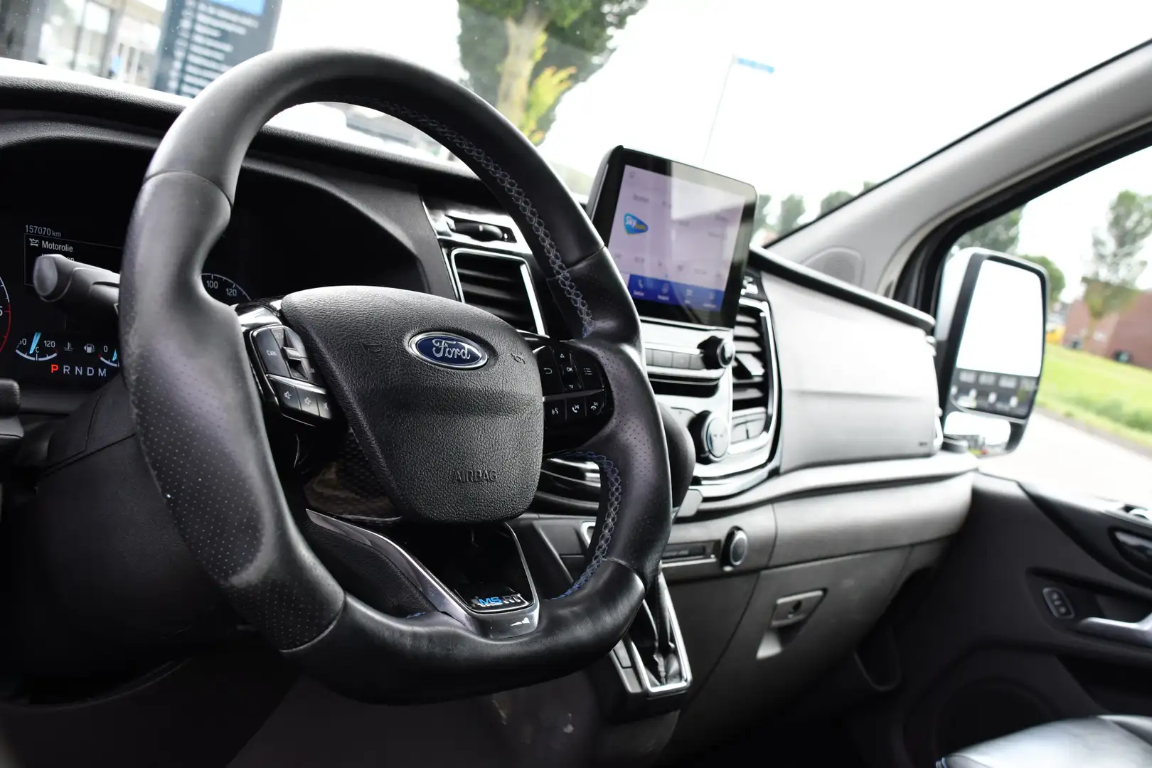 Ford Transit Custom 320 2.0 TDCI L1H1 MS-RT DC Camera, Cruise, Carplay Zilver - 2