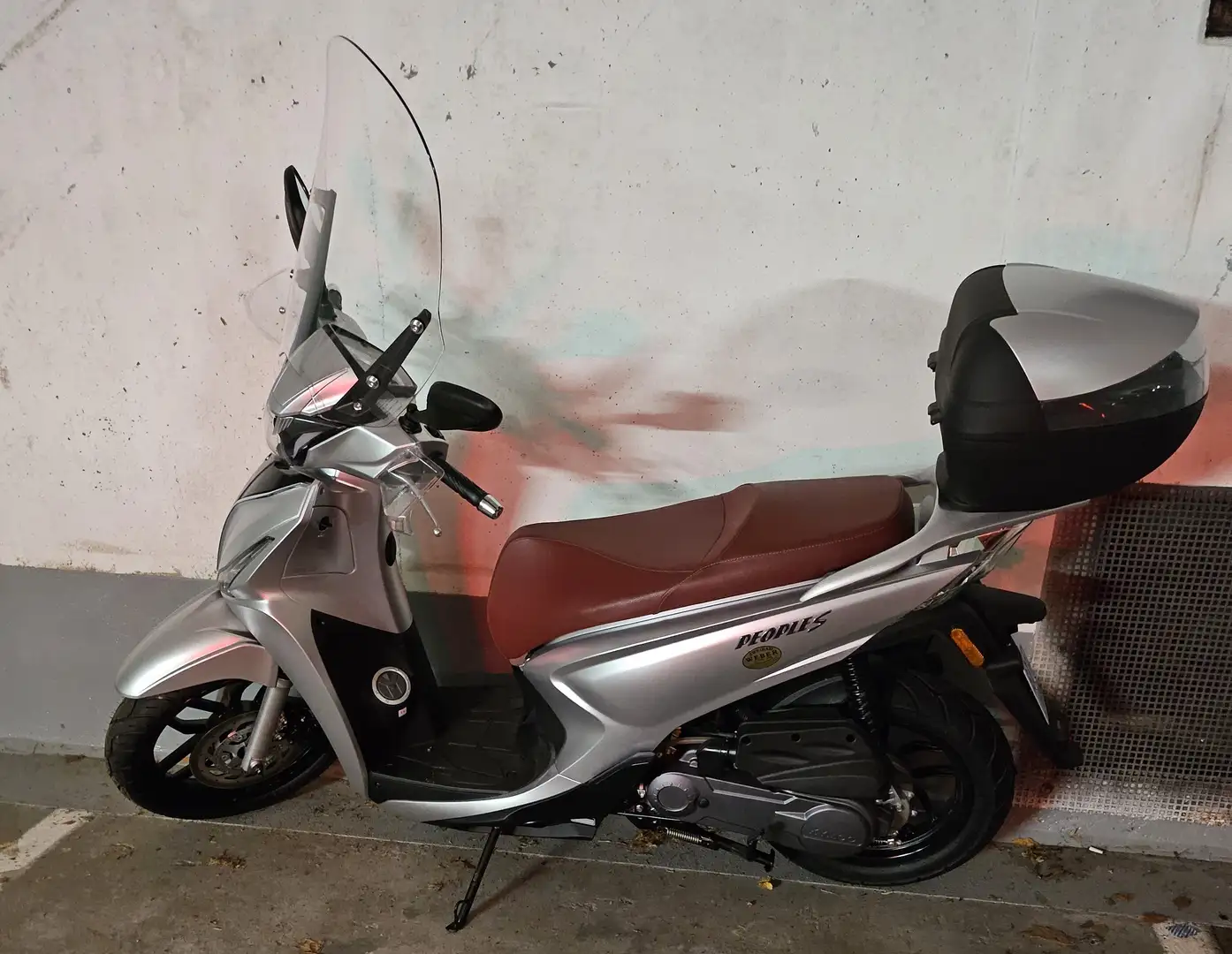 Kymco People S 50 People S 50 wie neu Срібний - 1