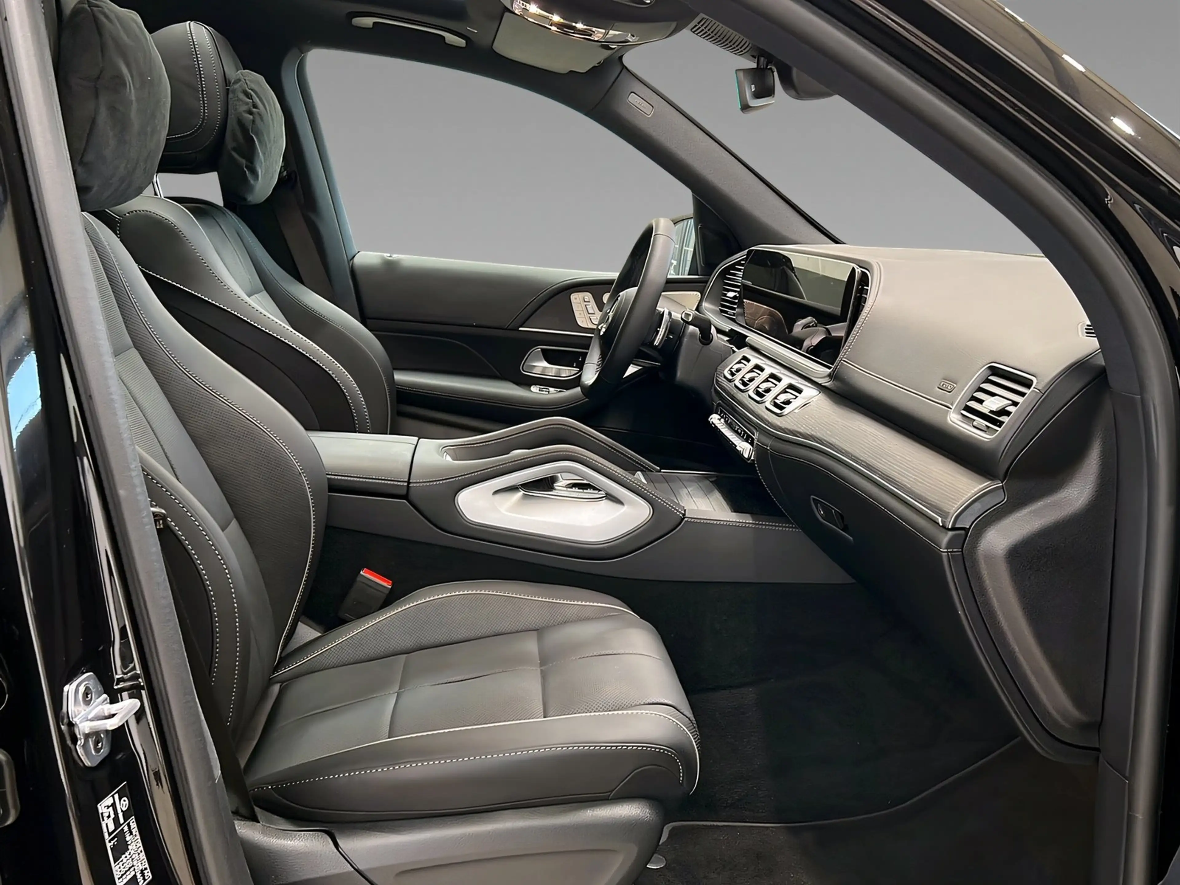 Mercedes-Benz GLS 450 d AMG+Ultimate-Paket+Burm+AHK+7Si+149T€NP — photo 14