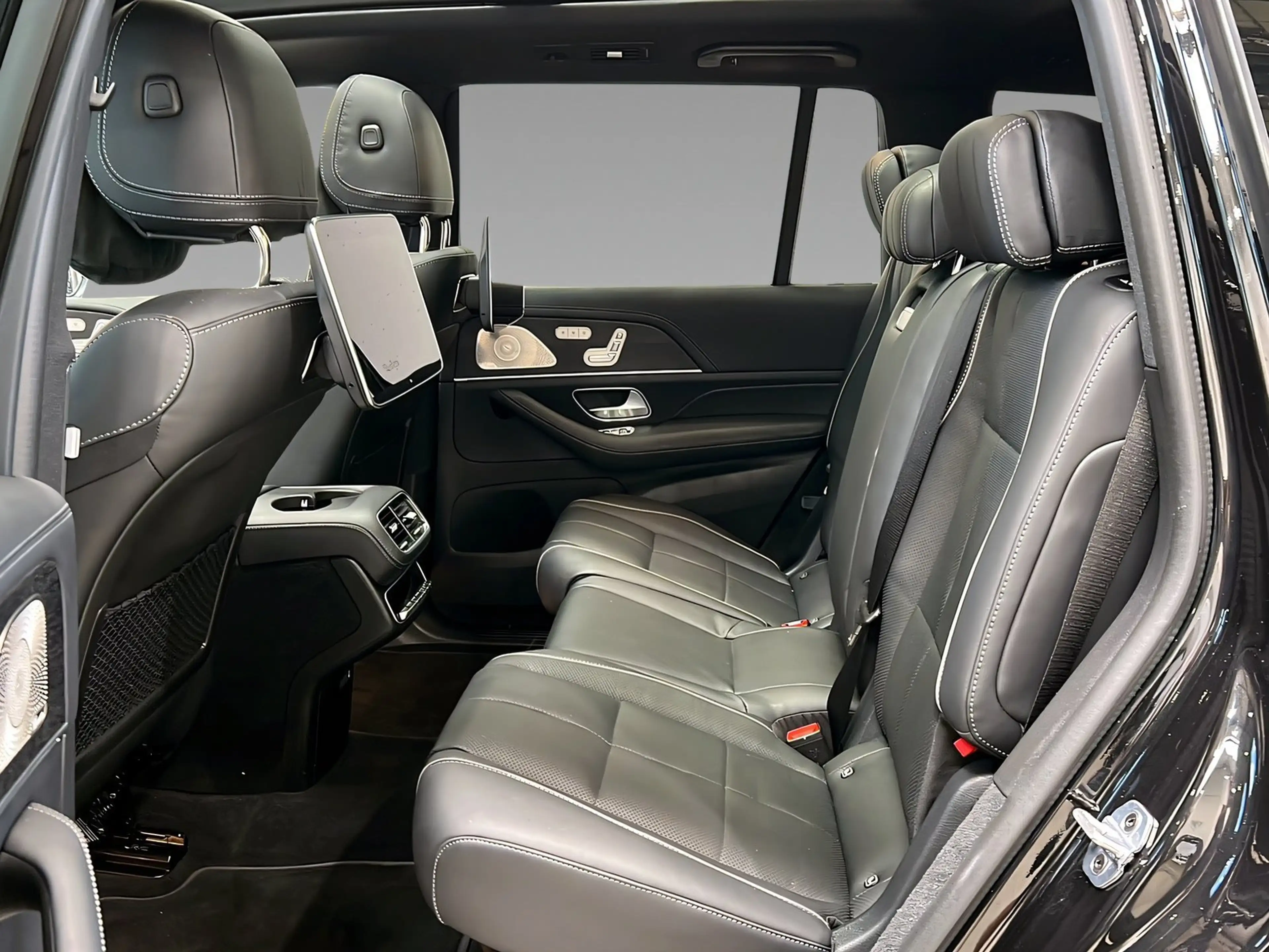 Mercedes-Benz GLS 450 d AMG+Ultimate-Paket+Burm+AHK+7Si+149T€NP — photo 9