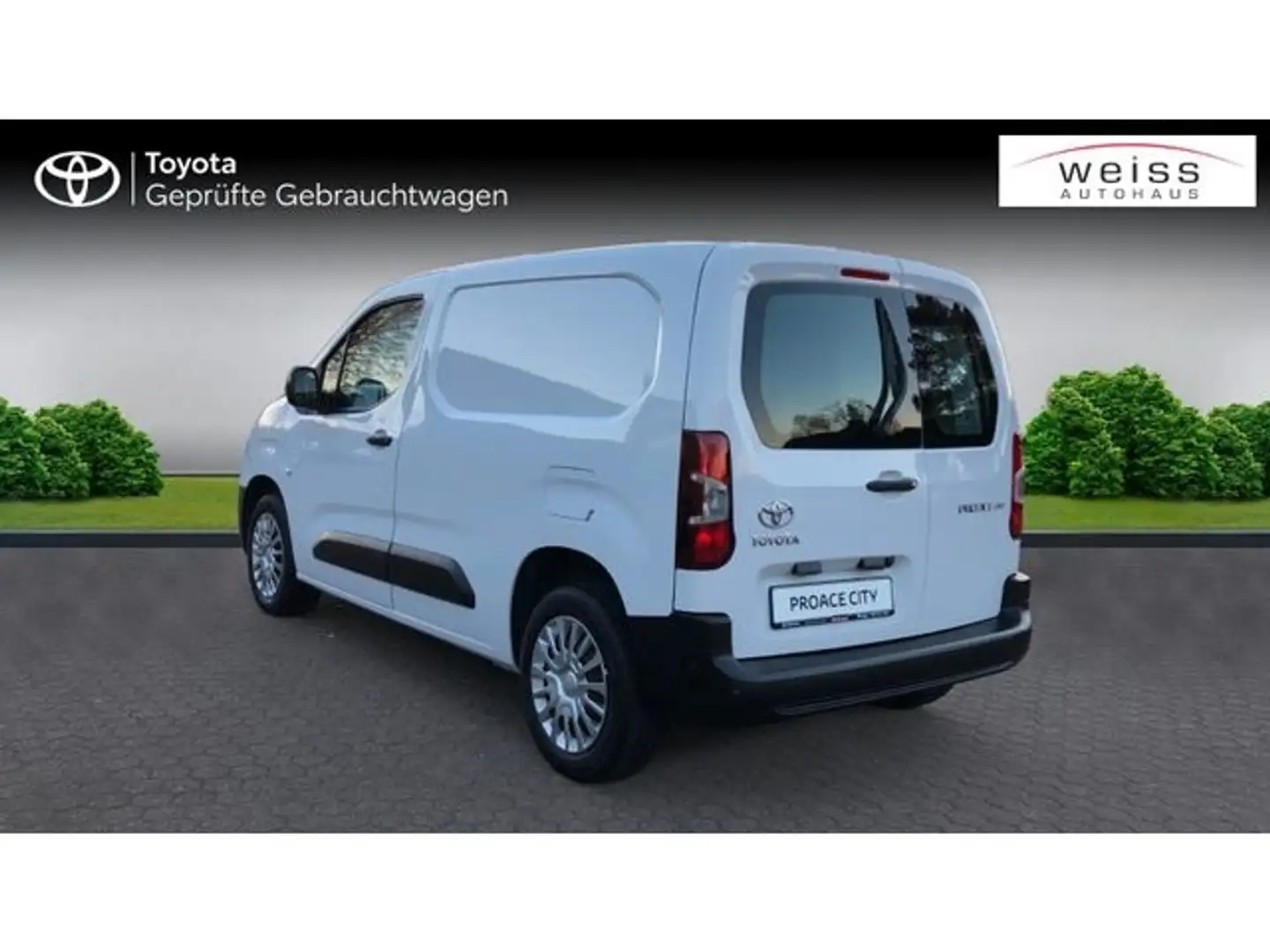 Toyota Proace City 1,5l D 100PS Meister L1 EPH Temp Cam Weiß - 2