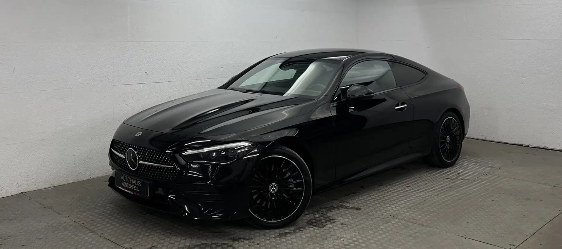 Mercedes-Benz CLE 450 4M AMG NIGHT KEYLESS+MEMORY+BURMESTER+ Schwarz - 1